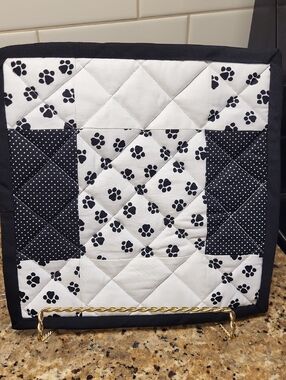 Handmade Black & White Paw Print Quilted PotHolders - set of 2